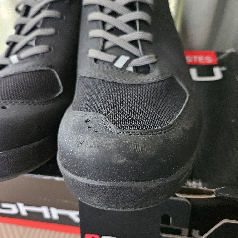 Garneau Men's Black Cycling Boots Shoes Urban Black Asphalt Cleats Echelon 11.5 - Picture 4 of 16